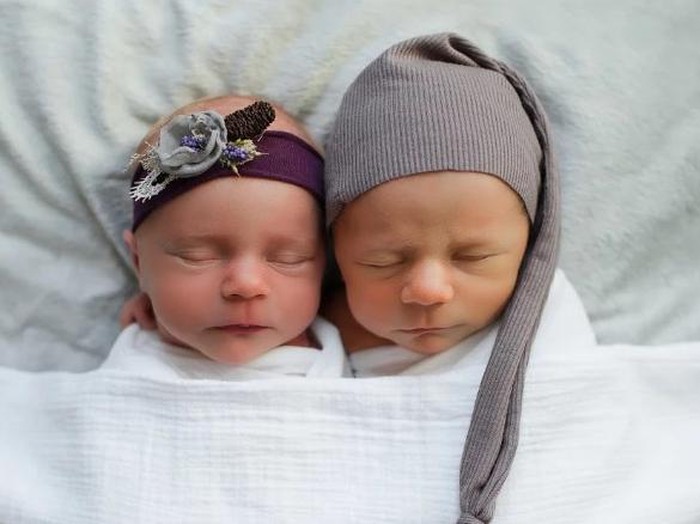 Cerita Sedih Suami Kisah Sedih di Balik Foto Mempesona Sepasang Bayi Kembar Cerita Sedih Suami Kisah Sedih di Balik Foto Mempesona Sepasang Bayi Kembar