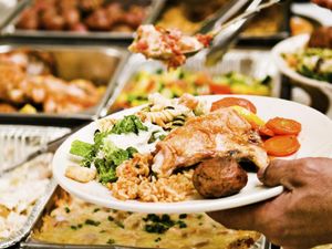 Makan Nasi Goreng di Kantin, 60 Mahasiswa UPH Tangerang Keracunan