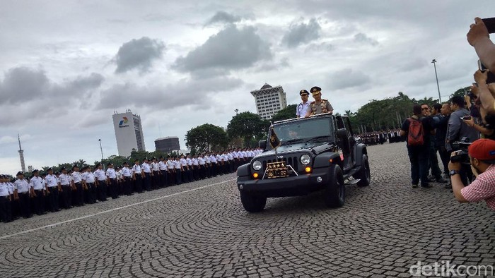 Kapolri Hadiri Peringatan HUT ke-36 Satpam di Silang Monas