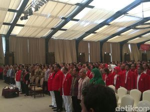 Presiden Jokowi, Megawati, dan Para Menteri Hadiri HUT ke-18 PKPI