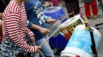 Uniknya Musik Perkusi dari Barang Bekas