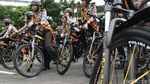 Senyum Ramah Polwan Bersepeda Bikin Adem CFD