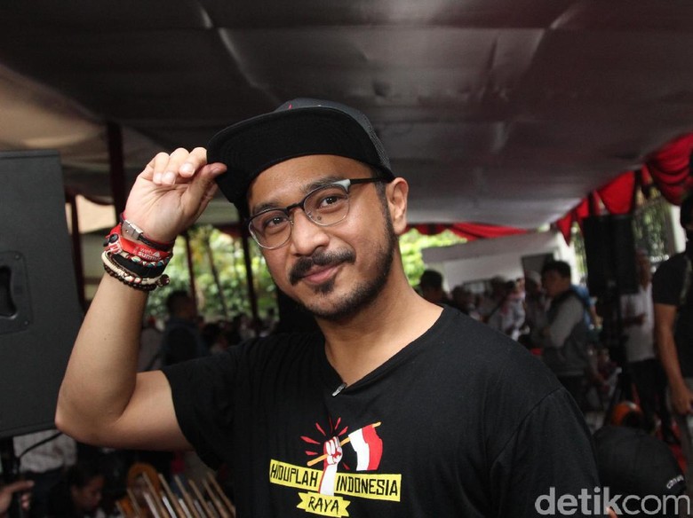 Ahok Divonis 2 Tahun Penjara, Giring Nidji Bingung Ahok Divonis 2 Tahun Penjara, Giring Nidji Bingung