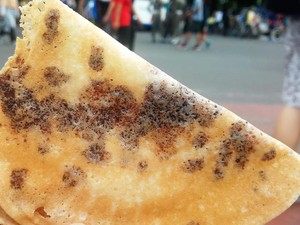 Krenyes Renyah Manis Jajanan Favorit Anak dan Orang Dewasa
