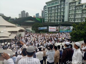 Anies dan Sylvi Hadiri Tabligh Akbar Politik Islam