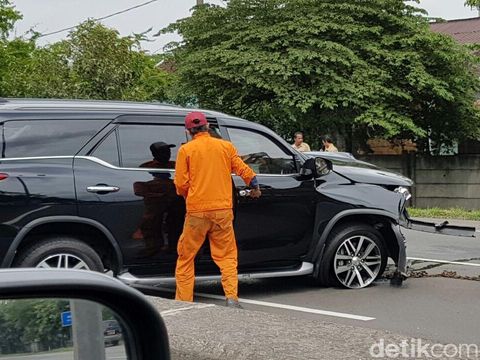 Kecelakaan di KM 14.400 Gunungsari ke arah Waru