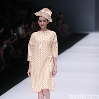 Koleksi JII by Gloria Agatha di Jakarta Fashion Week 2017. Senayan City. Jakarta. [Foto: Mohammad Abduh/Wolipop]