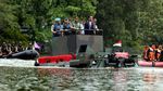 Presiden Jokowi Jajal Naik Anoa