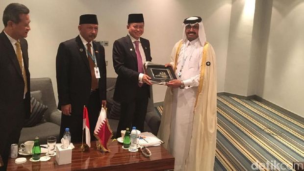 Menteri ESDM Ignasius Jonan bertemu Menteri Energi dan Industri Qatar