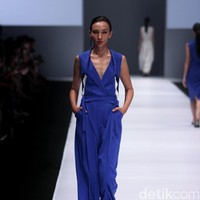 Koleksi jeffry Tan mengangkat tema Prism di Jakarta Fashion Week 2017. Senayan City. Jakarta. [Foto: Mohammad Abduh/Wolipop]