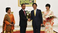 Jokowi juga bercerita soal kuatnya hubungan Indonesia dan Jepang. Di bawah kepemimpinannya, hubungan bilateral Indonesia dan Jepang jauh lebih kuat. Pool/Birosetpres