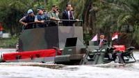 Kedatangan Presiden RI di Mabes TNI disambut dengan jajar kehormatan di Pintu Utama (Delta I).