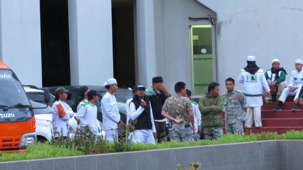 Massa FPI Siapkan Mobil Komando untuk Demo di Depan Mabes Polri