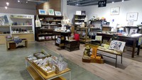Barang-barang ini merupakan hasil buatan tangan para seniman lokal Taiwan. Karena handmade, banyak barang yang desainnya unik dan dibuat secara terbatas, sehingga sangat eksklusif dan bisa dijadikan sebagai buah tangan (Wahyu/detikTravel)