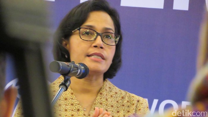 Menteri Keuangan Sri Mulyani Indrawati di acara laporan ekonomi Indonesia terbaru kerja sama dengan Bank Dunia (World Bank)