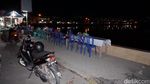 Romantisnya Nikmati Suasana Malam di Pinggir Teluk Luwuk