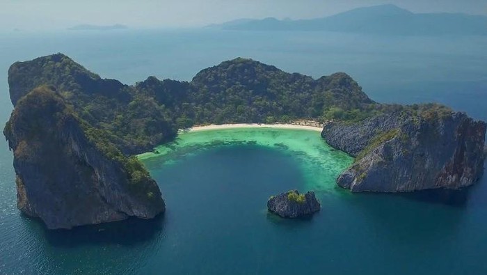 Surga Terakhir di Bumi