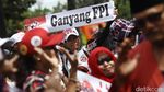 Perang Spanduk Massa Pro vs Kontra Ahok