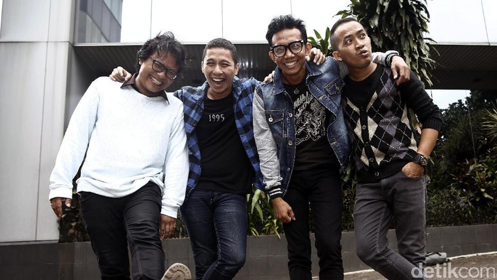 Band The Rain