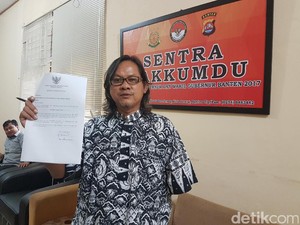 Dilaporkan Wahidin, Novelis Gol A Gong Diperiksa Bawaslu Banten