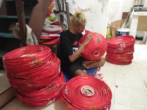 Lampion Made in Malang Sudah Terbang Hingga ke Eropa