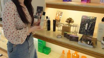 Banyak yang ingin tahu apa rahasianya tetap berpenampilan muda. Lewat Faceboook, Masako yang berprofesi sebagai model ini pun membagikan kiat-kiatnya. Foto: Instagram