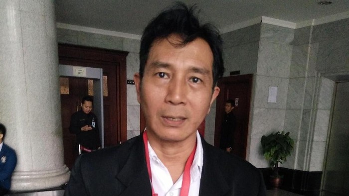 Pria Ini Minta MK Hapus SKCK untuk Syarat Calon Peserta Pilkada