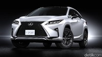 Lexus RX 200t F SPORT juga didukung oleh fitur tri-LED headlamp terbaru, F SPORT Wheel, Panoramic Moon Roof, F SPORT Spindle Grille bermotif honey comb dan Panoramic View Monitor yang memungkinkan pengendara bisa melihat lingkungan sekitarnya saat parkir. Foto: Lexus