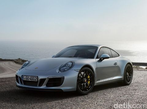Porsche 911 GTS Terbaru Tampil Lebih Sporty