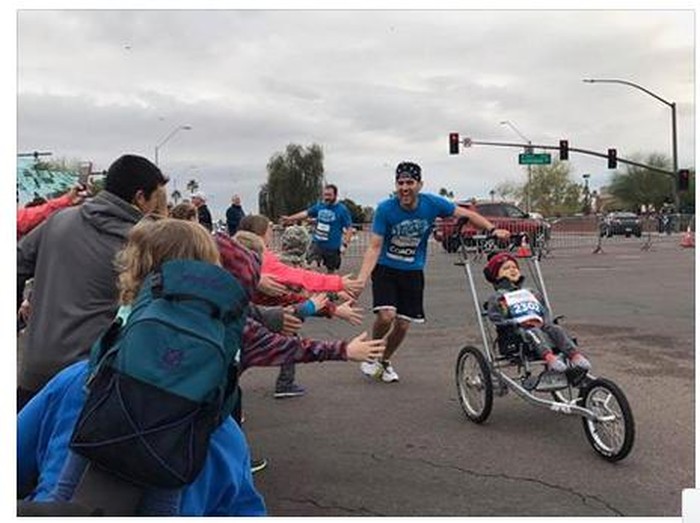 Semangat Bocah 3 Tahun Ikut Maraton Meski Idap Kondisi Langka