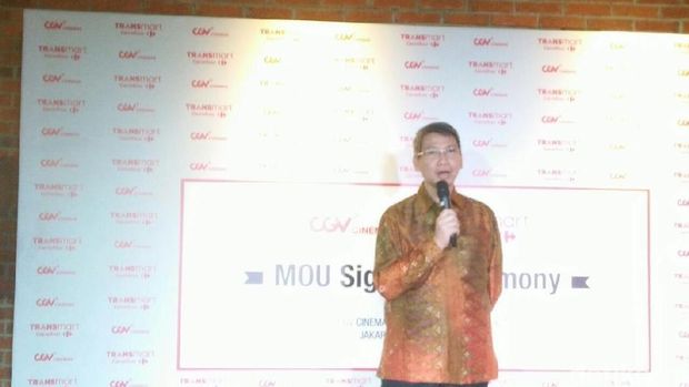 Komisaris PT Trans Retail Indonesia-Chairal Tanjung