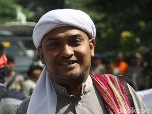 PA 212: Hadiri Haul di Manado, Habib Bahar Sempat Tertahan
