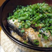 Punya Sarden Kalengan? Olah Saja Jadi Paduan Pasta dan Rice Bowl