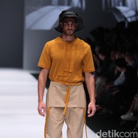 Koleksi Danjyo Hiyoji mengangkat tema The Urbanist di jakarta Fashion Week 2017. Senayan City. Jakarta. [Foto: Mohammad Abduh/Wolipop]