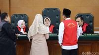 Ia mengalami penipuan yang diduga dilakukan oleh rekannya tersebut dalam investasi percetakan. Pool/Ismail/detikFoto.