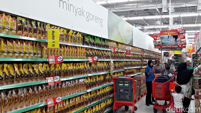 Beli 2 Gratis 1 Happy Soya Oil di Transmart dan Carrefour