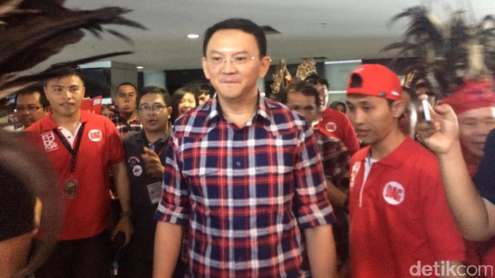 Ahok Mengontak Dirut Pasar Jaya Terkait Kebakaran Pasar Senen