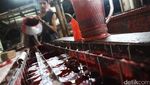 Produksi Lilin Jelang Imlek Meningkat Tajam