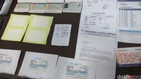 Petugas Imigrasi Tangkap WN India Pemalsu Visa