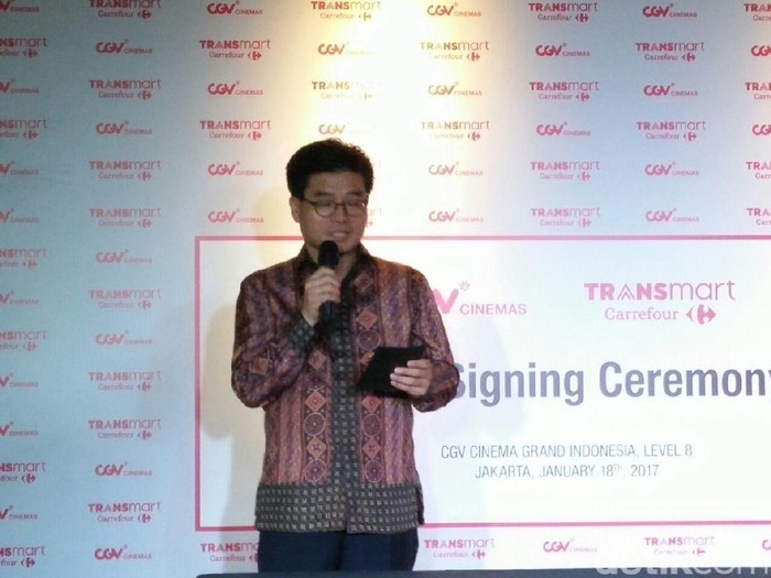 Nonton Film Sambil Belanja