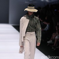 Koleksi Danjyo Hiyoji mengangkat tema The Urbanist di jakarta Fashion Week 2017. Senayan City. Jakarta. [Foto: Mohammad Abduh/Wolipop]