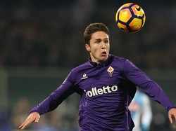 Federico Chiesa merupakan pemain potensial milik Fiorentina. Pemain 20 tahun itu ditaksir seharga 63,6 juta euro. (Foto: Gabriele Maltinti/Getty Images)