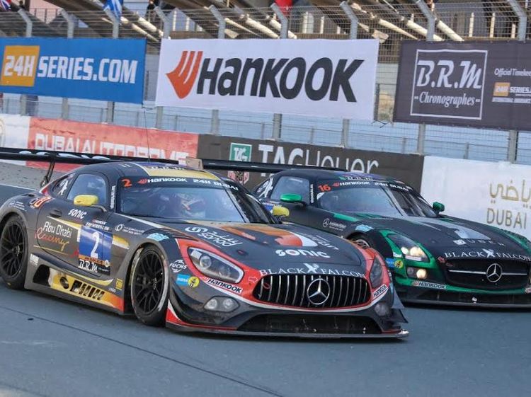 Uji Ketahanan Ban Hankook dengan Mobil Super