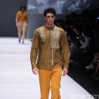 Koleksi Danjyo Hiyoji mengangkat tema The Urbanist di jakarta Fashion Week 2017. Senayan City. Jakarta. [Foto: Mohammad Abduh/Wolipop]