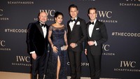 Mereka tampak berpose bersama Georges Kern, CEO dari perusahaan jam asal Swiss tersebut. Pool/Chris Jackson/Getty Images for IWC/detikFoto.