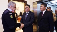 Kedatangan Wakapolri disambut hangat oleh Mayor Jenderal Ahmad Sarhan Al Faqih. Istimewa/Humas Mabes Polri.