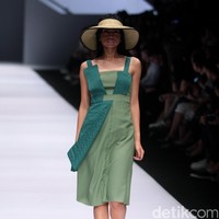 Koleksi Danjyo Hiyoji mengangkat tema The Urbanist di jakarta Fashion Week 2017. Senayan City. Jakarta. [Foto: Mohammad Abduh/Wolipop]