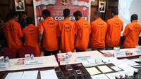 8 Orang warga negara India berhasil ditangkap pihak imigrasi Jakarta Pusat yang diduga memalsukan dokumen.