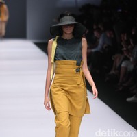Koleksi Danjyo Hiyoji mengangkat tema The Urbanist di jakarta Fashion Week 2017. Senayan City. Jakarta. [Foto: Mohammad Abduh/Wolipop]