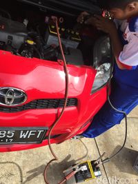Jumper aki mobil